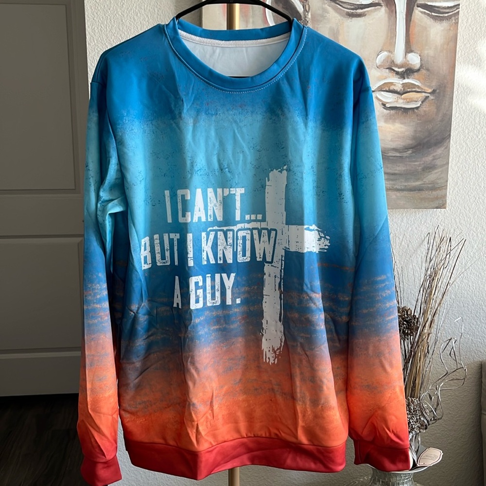 Ladies sweatshirt.